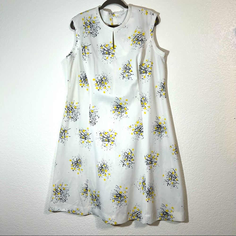 Vintage 60s 70s abstract floral shift dress. Size 16